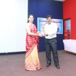 Felicitating-Alumni